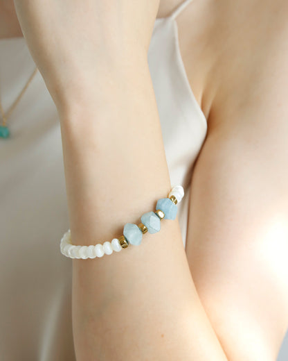 アクアマリン マザーオブパール ブレスレット【深い癒し/女性の魅力】