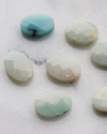 アマゾナイト マザーオブパール ブレスレット【優しさ/自己表現】