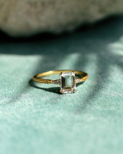 Crystal square ring | 水晶 リング